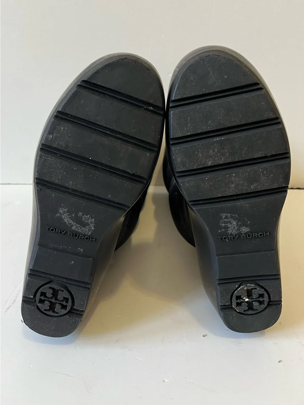 Tory Burch Black Quilted Wedge Puffer Knee Boots with Logo Medallion size 7 - Picture 7 of 8